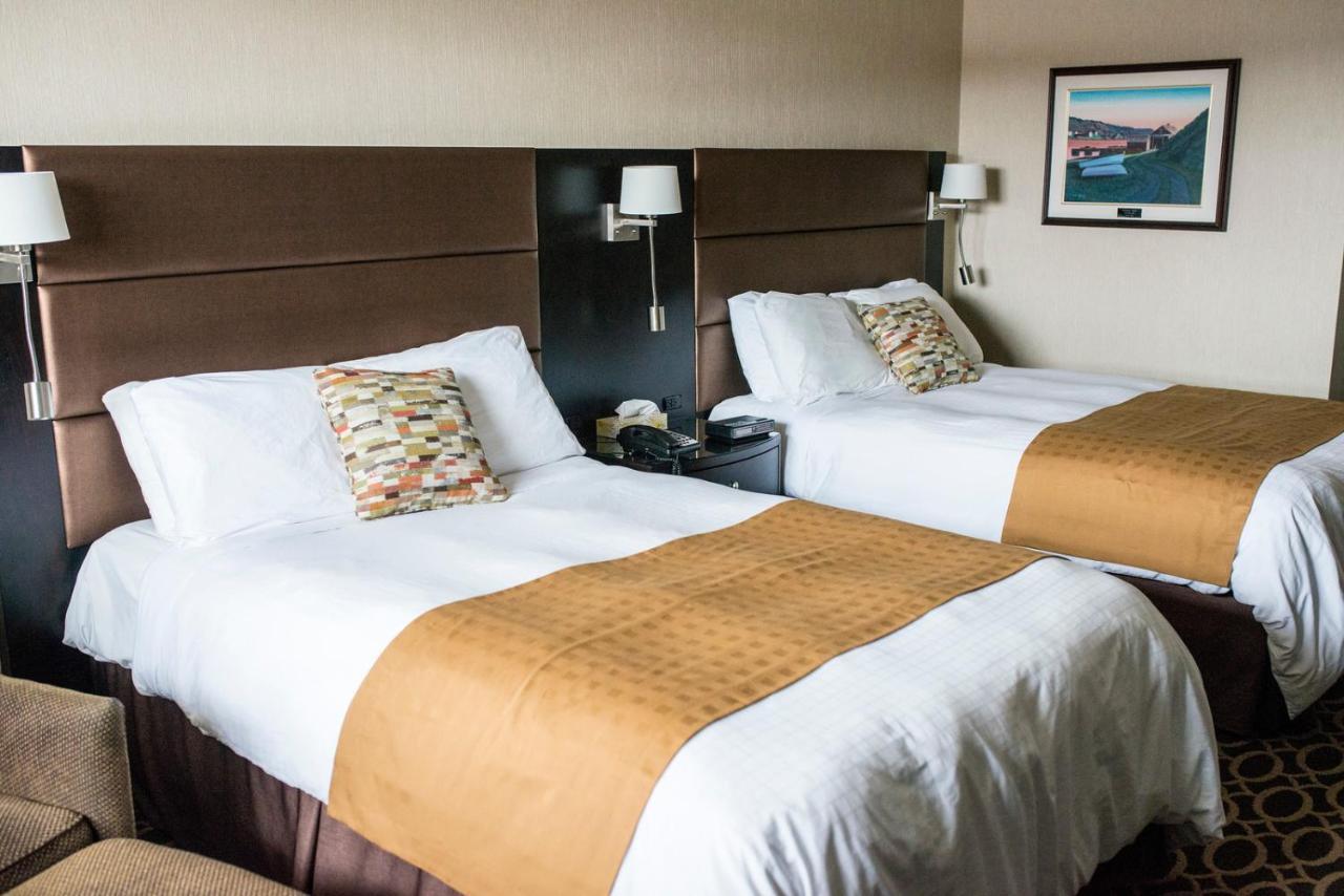 Clarenville Inn エクステリア 写真