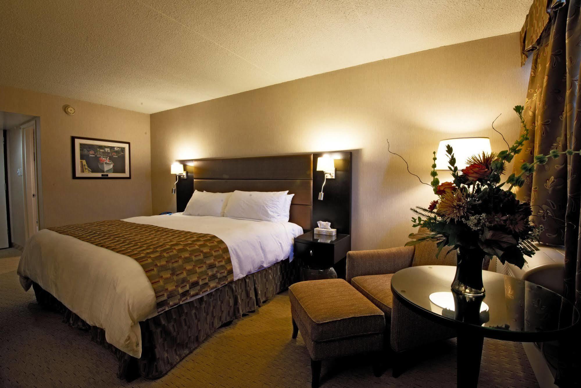 Clarenville Inn エクステリア 写真