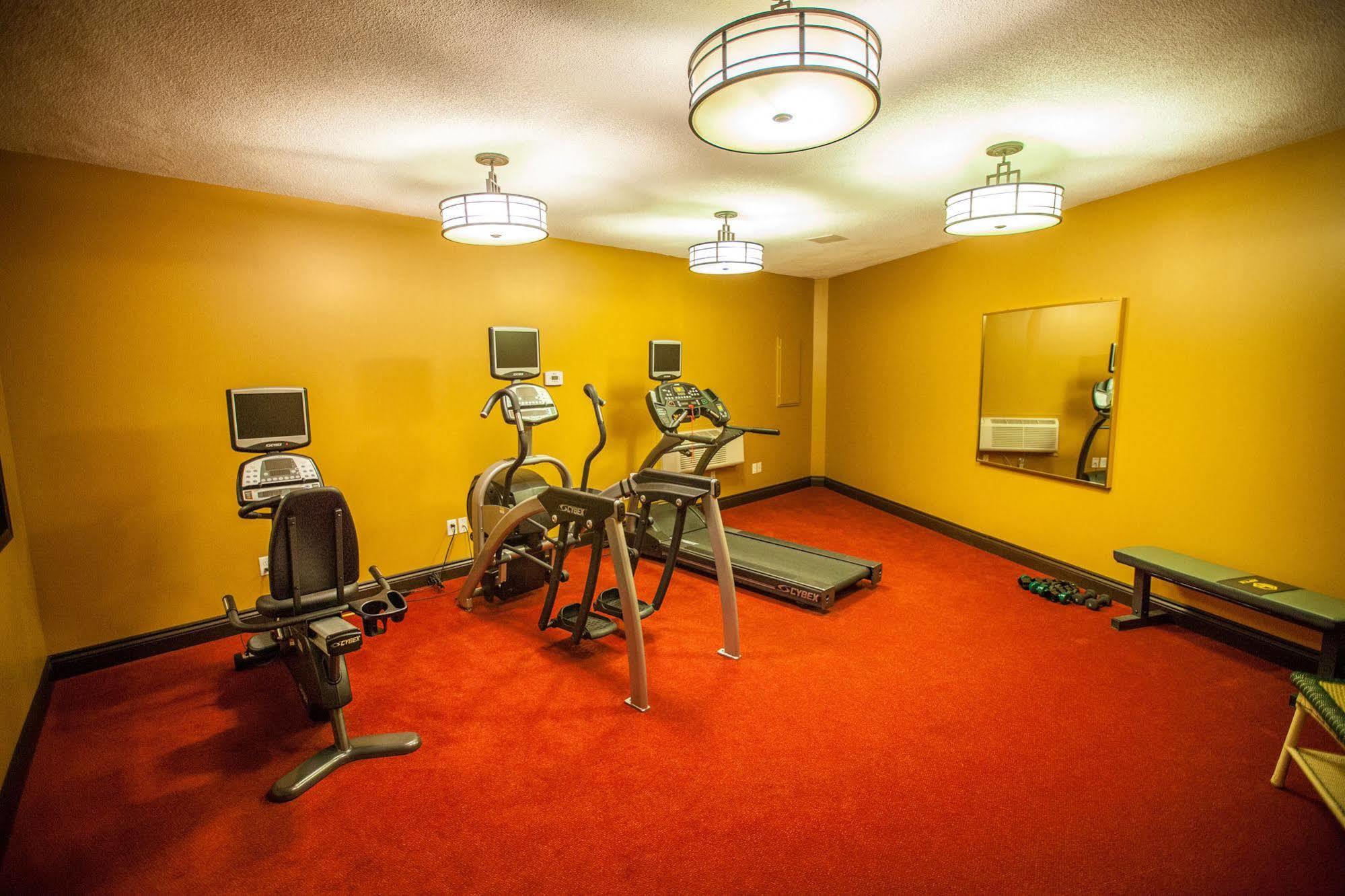 Clarenville Inn エクステリア 写真